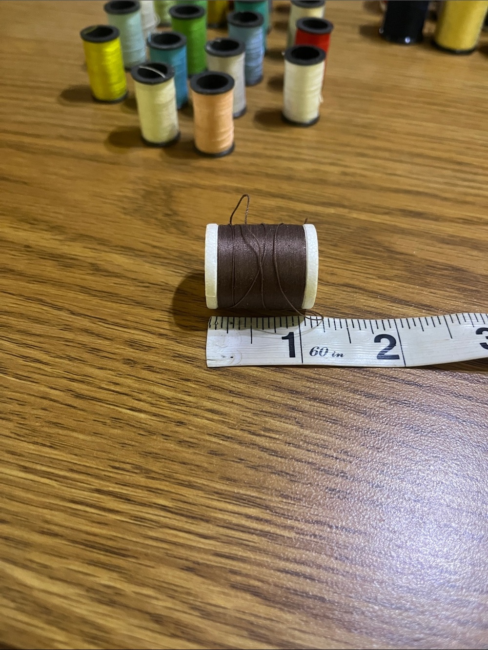 Assorted Small Sewing Thread Spools - Multicolor - Picture 5 of 7